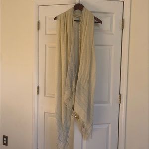Pale yellow woven scarf